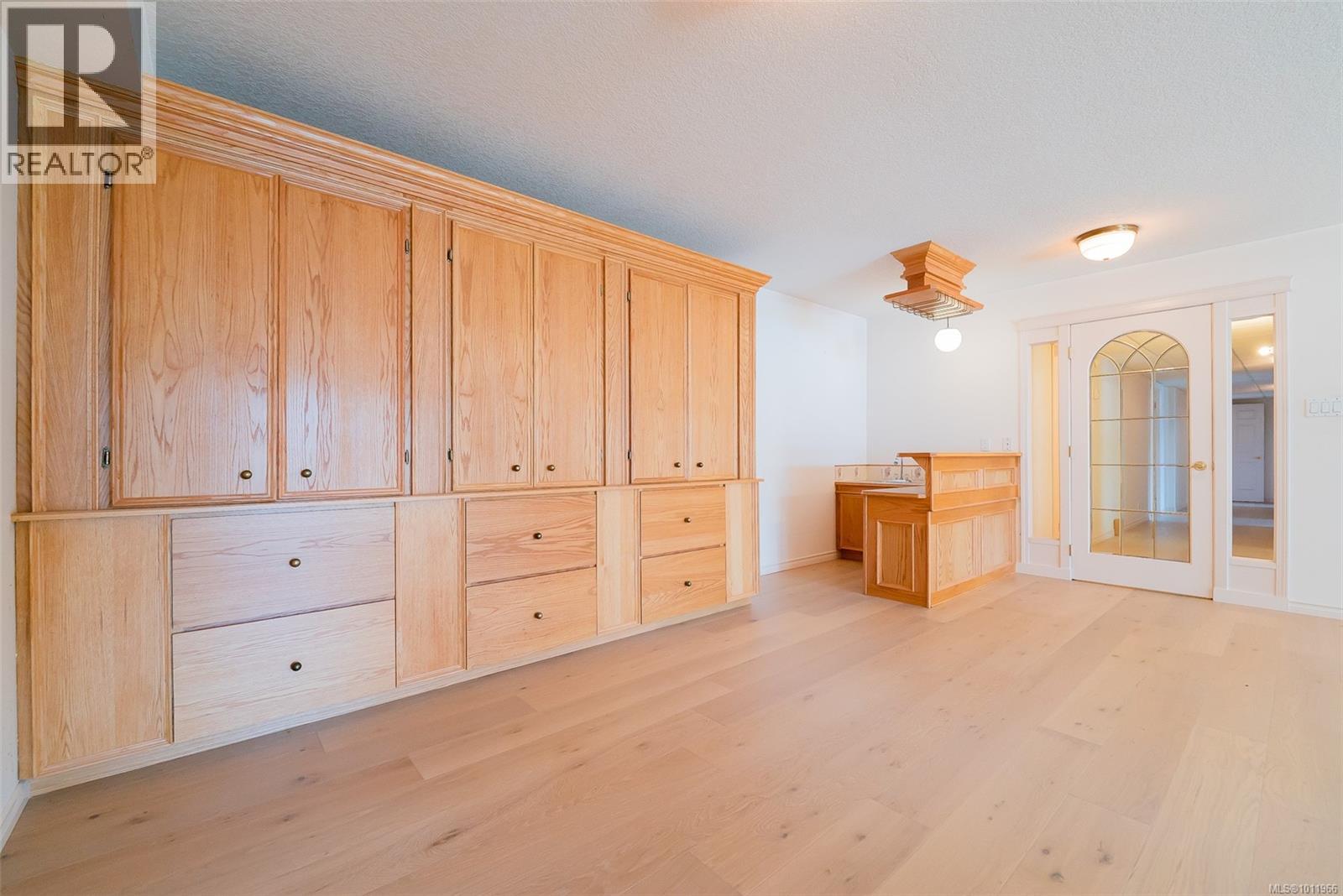 Photo 54 of 5030 Limberis Dr, Ladysmith BC