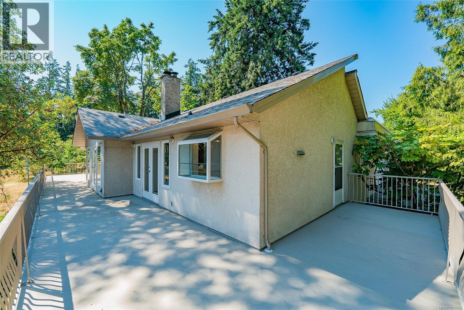 Photo 81 of 5030 Limberis Dr, Ladysmith BC