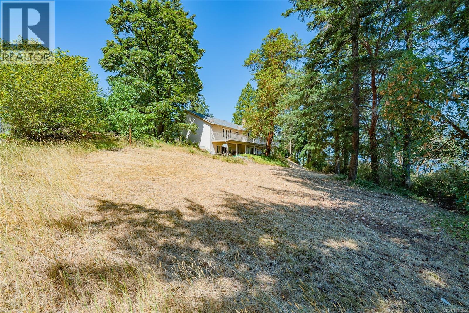 Photo 6 of 5030 Limberis Dr, Ladysmith BC