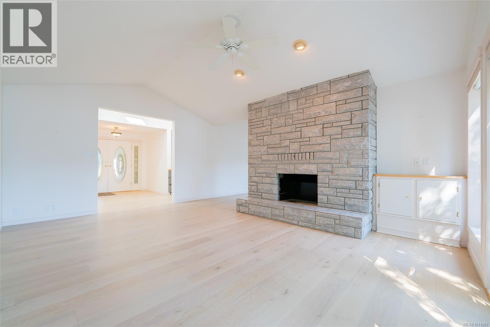 Photo 12 of 5030 Limberis Dr, Ladysmith BC