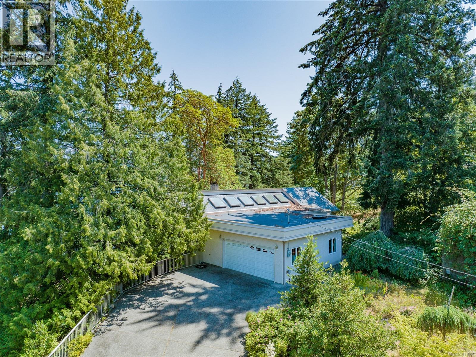 Photo 72 of 5030 Limberis Dr, Ladysmith BC