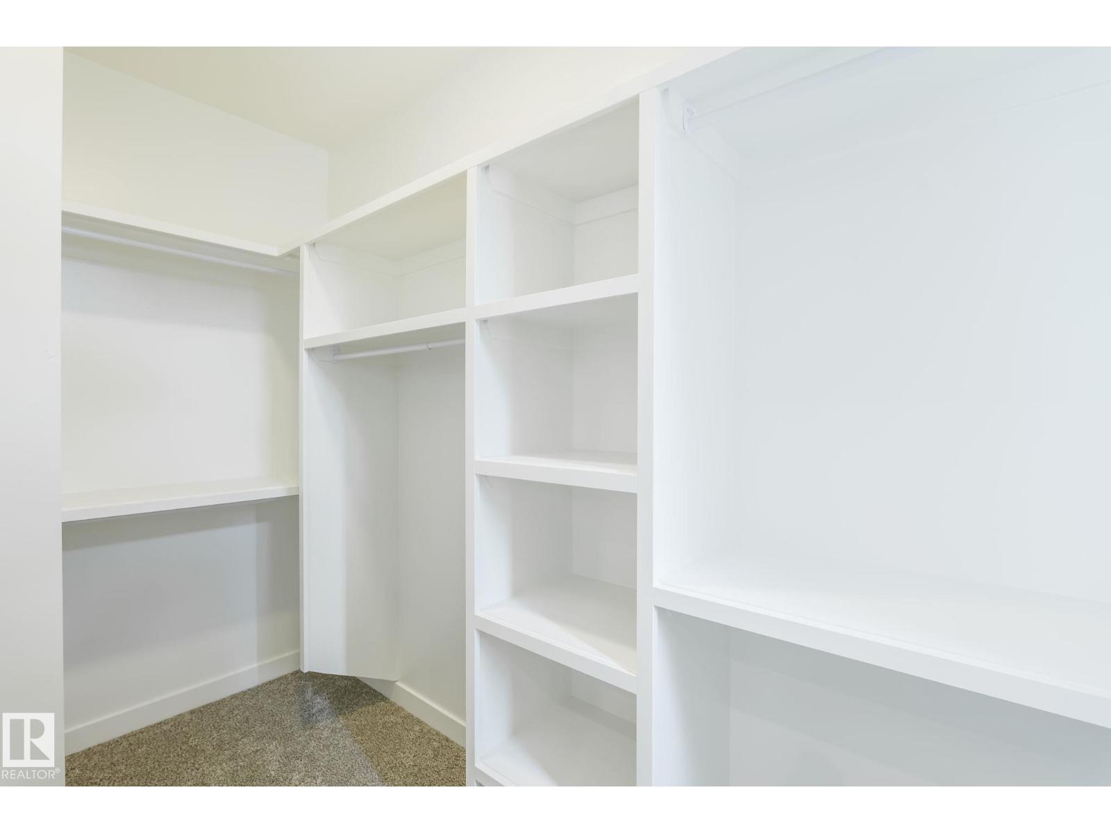 Photo 1 of 9629 152 St Nw, Edmonton AB