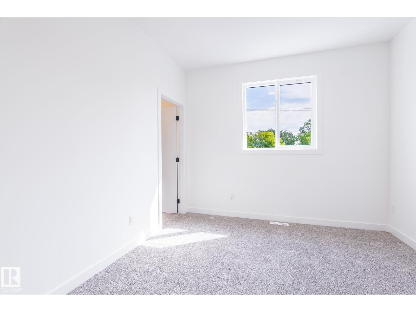 Photo 60 of 9629 152 St Nw, Edmonton AB