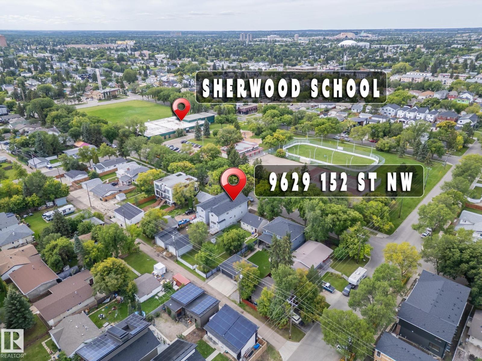 Photo 27 of 9629 152 St Nw, Edmonton AB