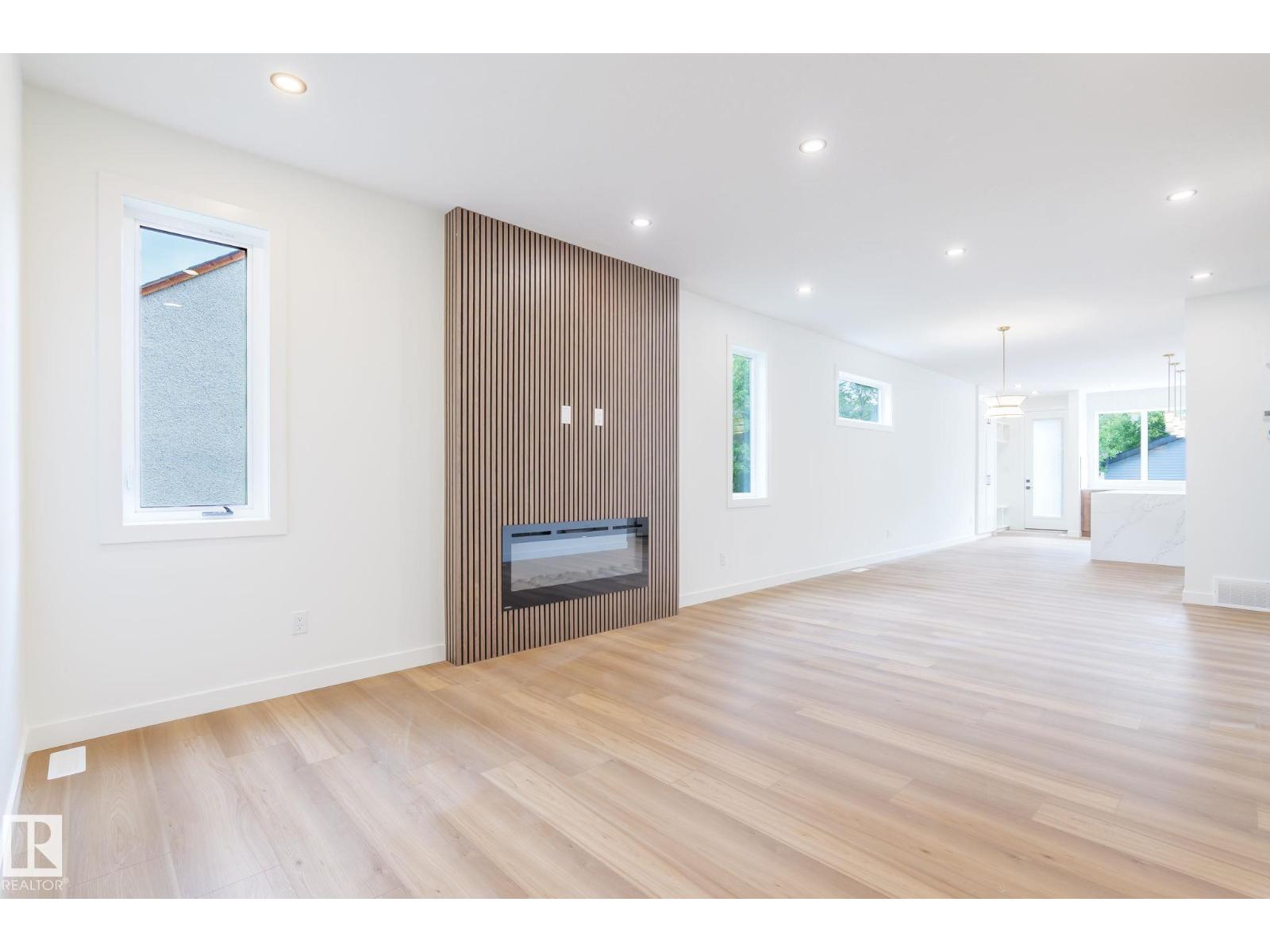 Photo 50 of 9629 152 St Nw, Edmonton AB
