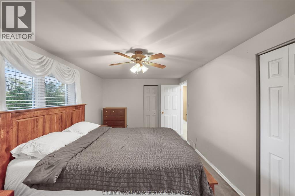 Photo 27 of 33 Sylvester Drive, Chatham ON