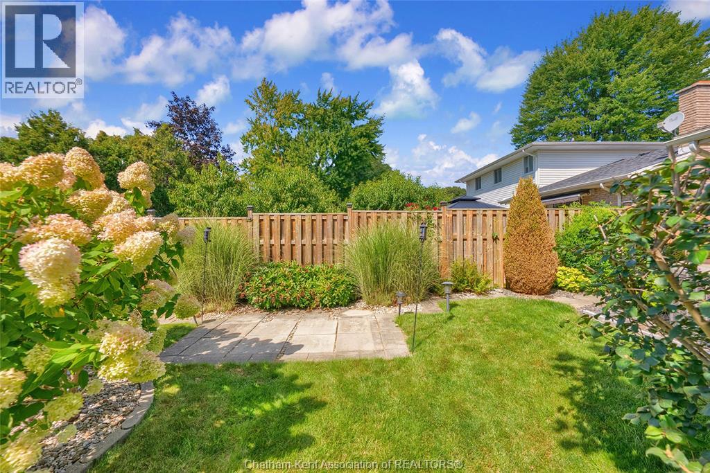 Photo 45 of 33 Sylvester Drive, Chatham ON