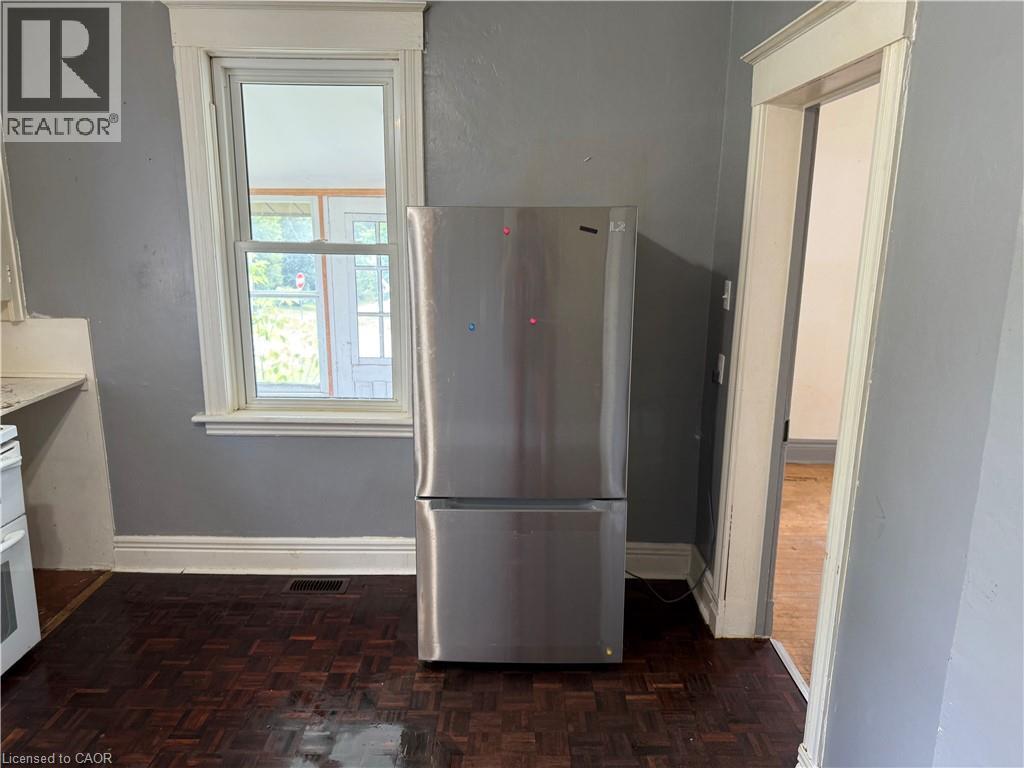 Photo 8 of 137 Simpson Street, Burks Falls ON