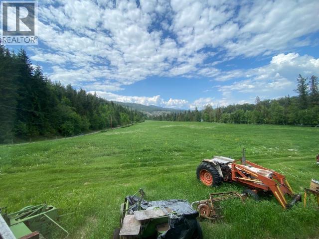 4357 Peterson Betts Road, Barriere