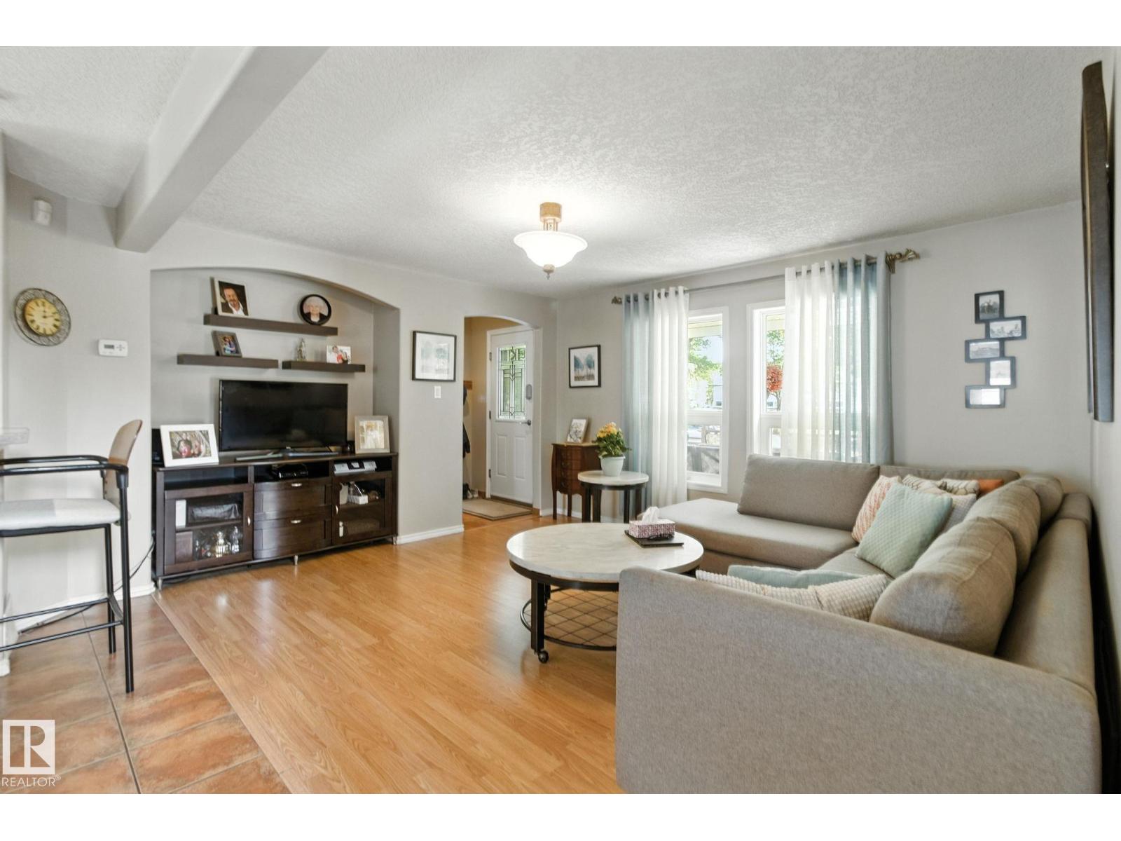 Photo 27 of 11530 71 St Nw, Edmonton AB