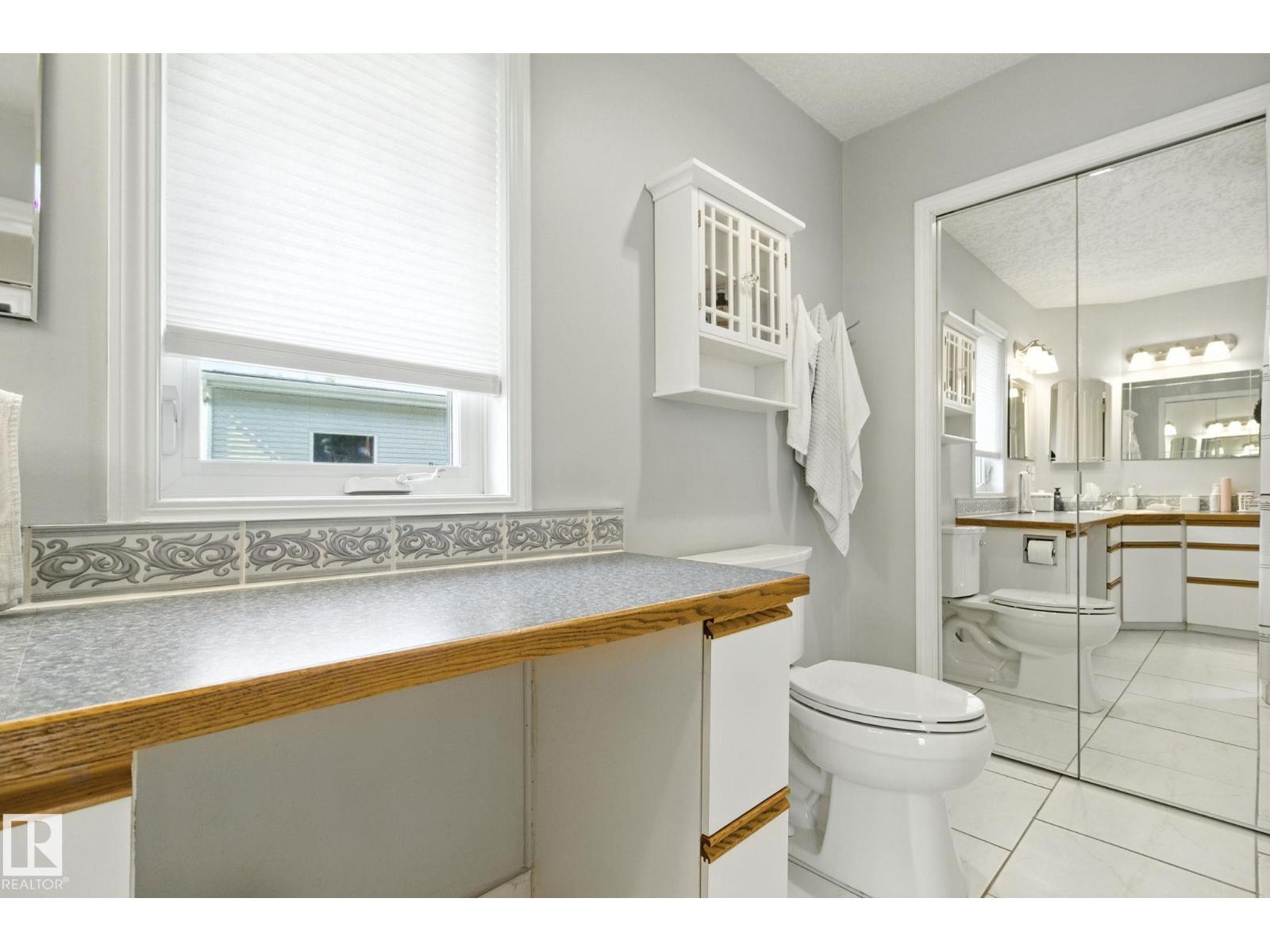 Photo 53 of 11530 71 St Nw, Edmonton AB
