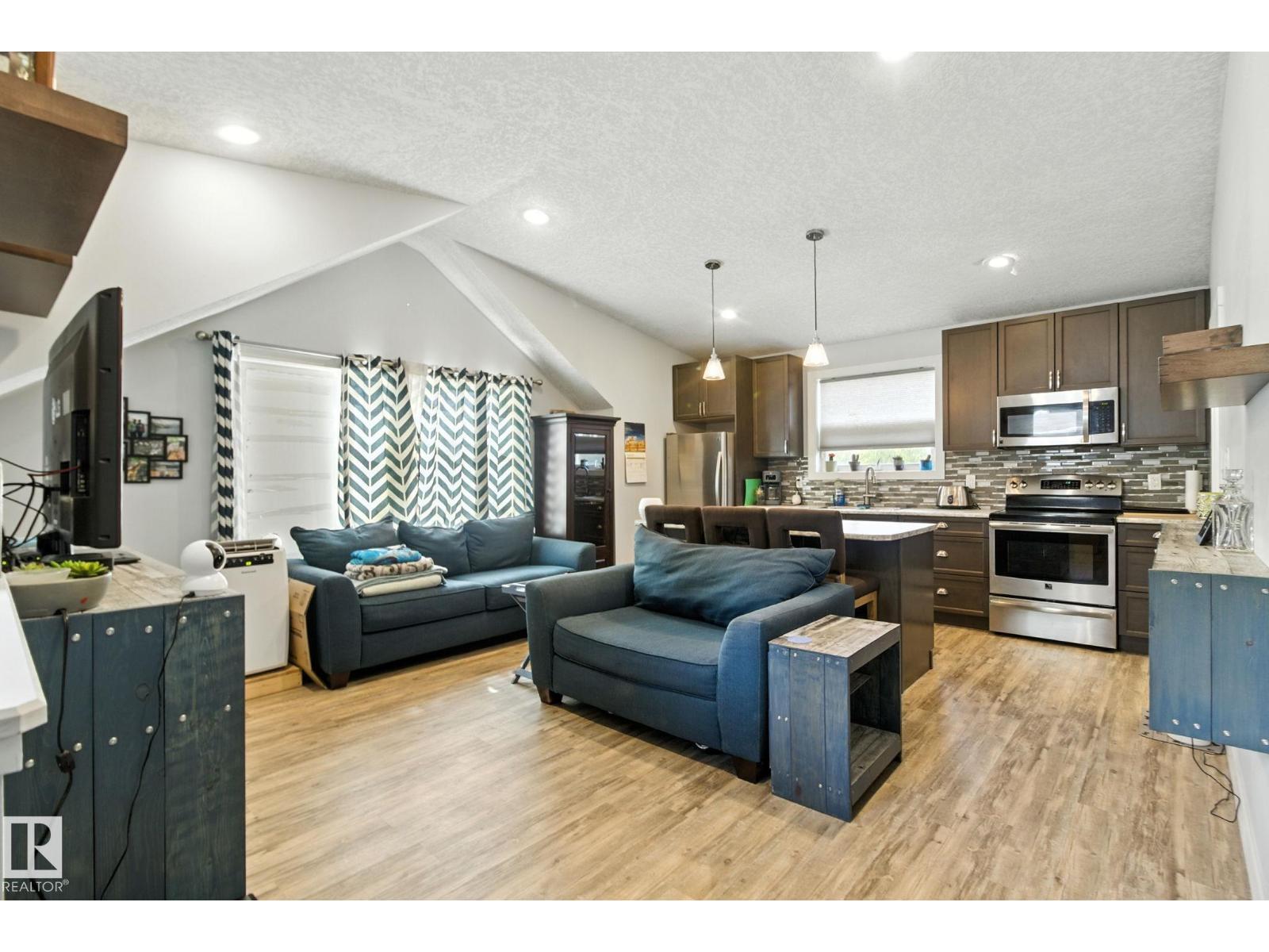 Photo 28 of 11530 71 St Nw, Edmonton AB