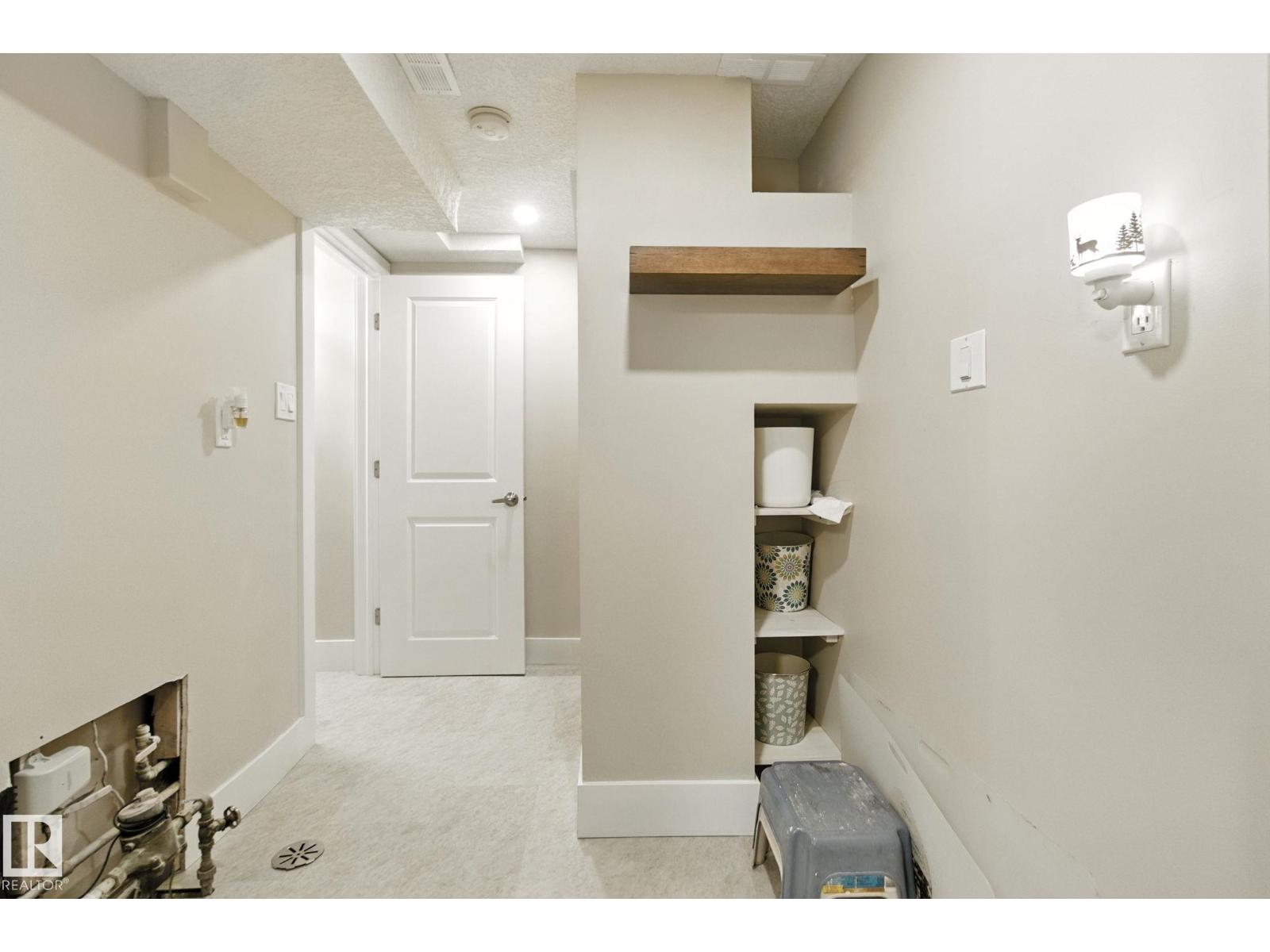 Photo 19 of 11530 71 St Nw, Edmonton AB
