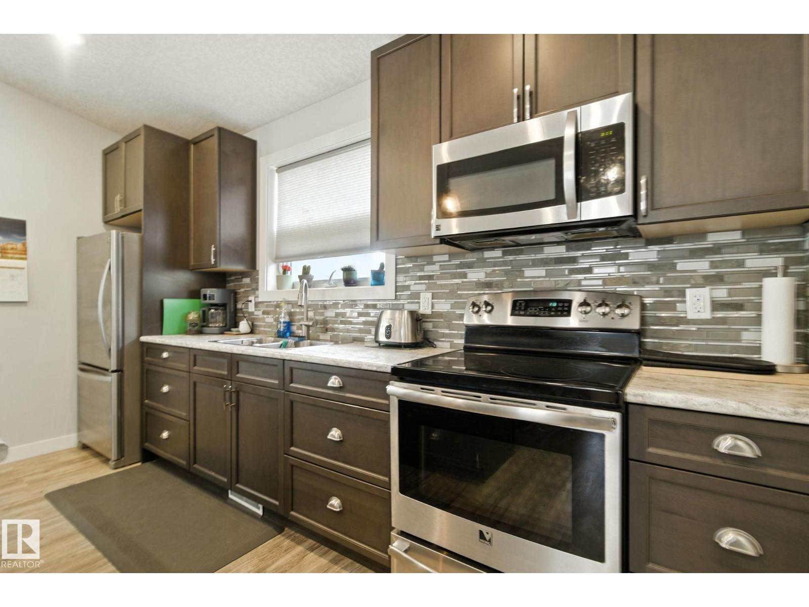 Photo 48 of 11530 71 St Nw, Edmonton AB