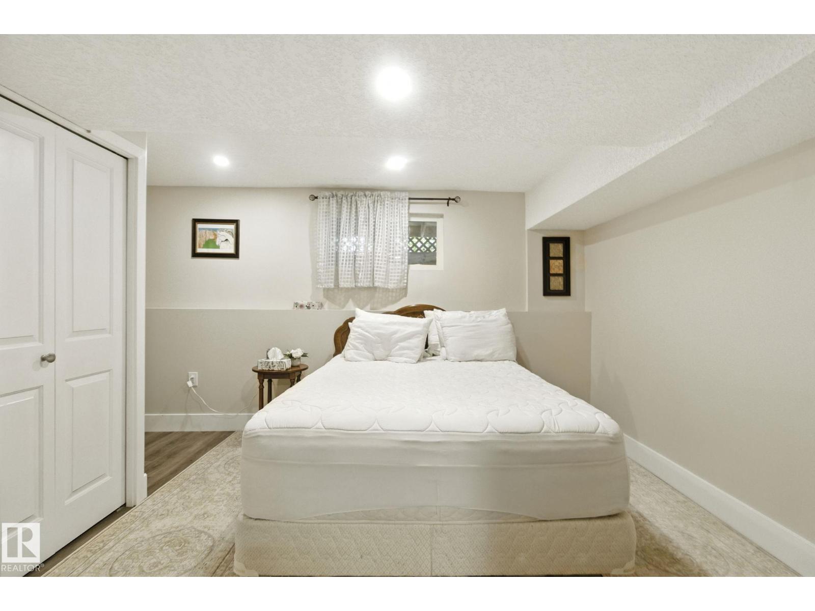 Photo 47 of 11530 71 St Nw, Edmonton AB