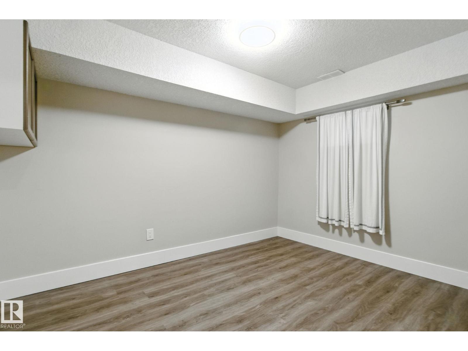 Photo 49 of 11530 71 St Nw, Edmonton AB