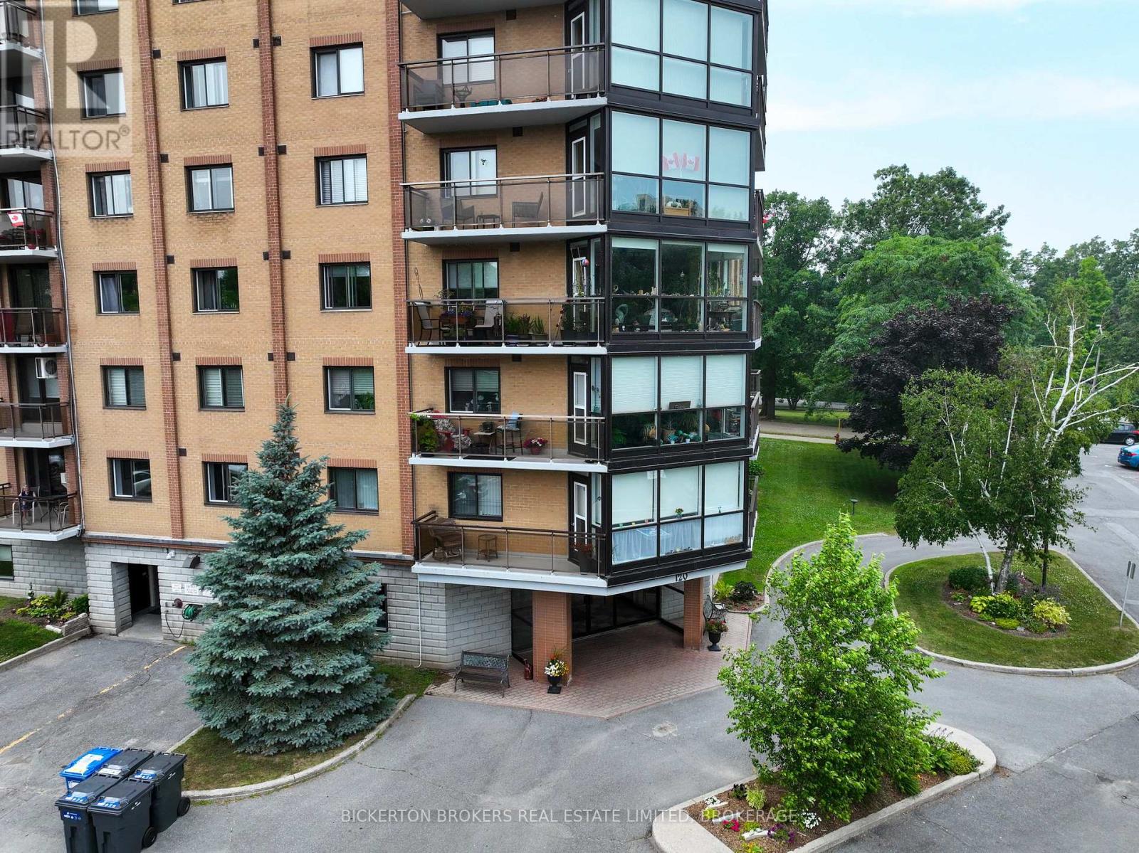 Photo 28 of 602 120 Barrett Court, Kingston ON