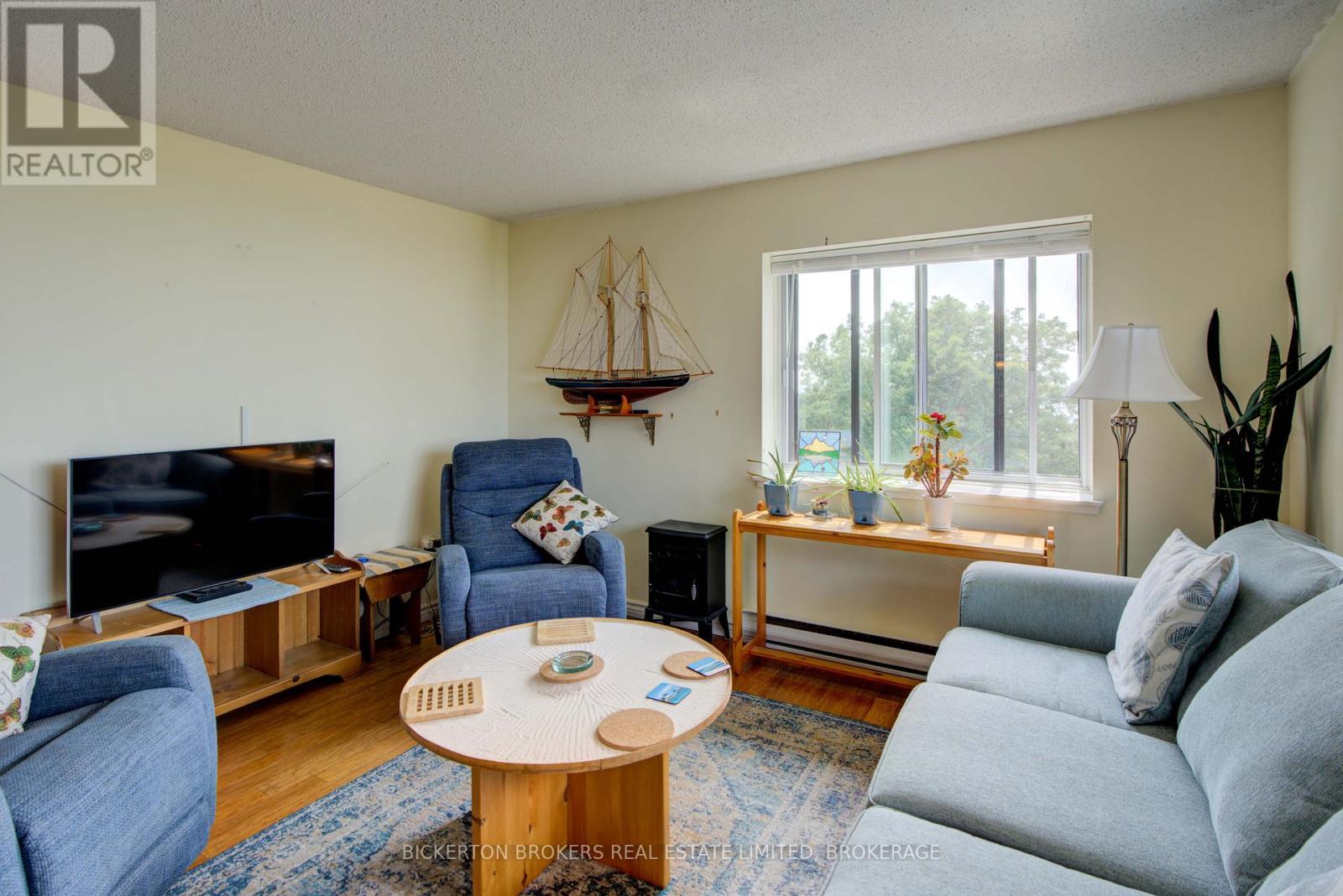 Photo 43 of 602 120 Barrett Court, Kingston ON
