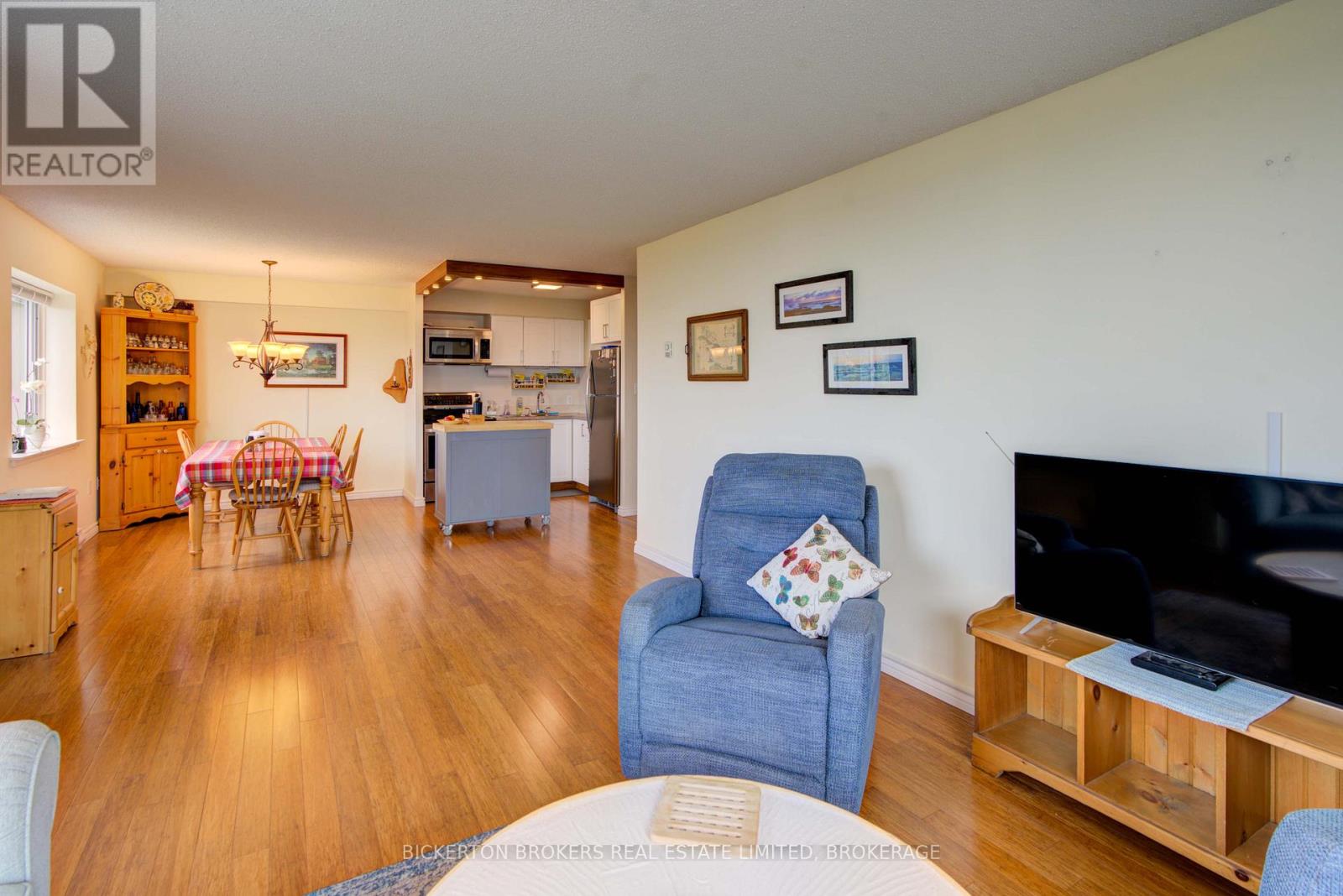 Photo 30 of 602 120 Barrett Court, Kingston ON