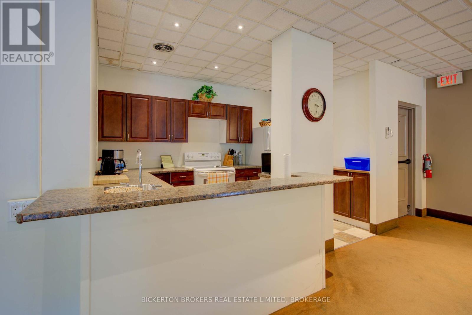 Photo 10 of 602 120 Barrett Court, Kingston ON