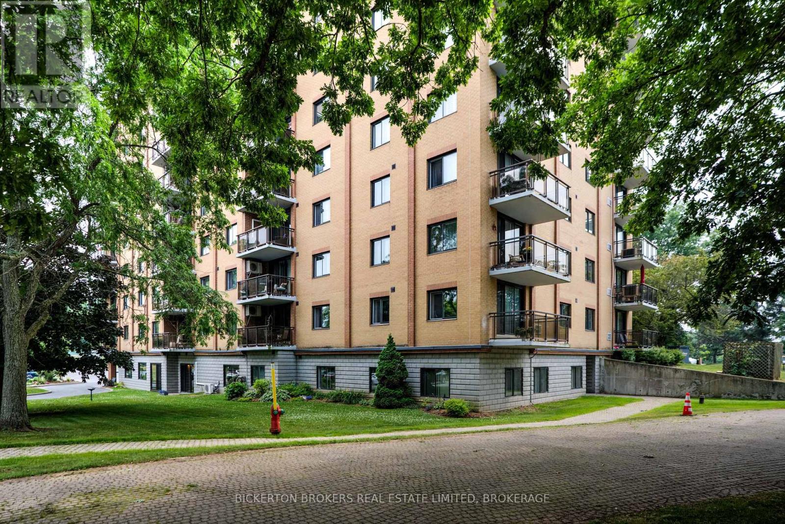 Photo 15 of 602 120 Barrett Court, Kingston ON