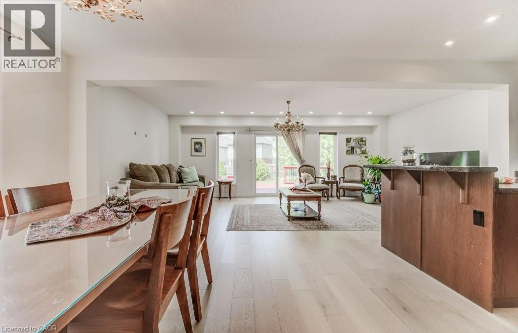 Photo 20 of 220 Lemon Grass Crescent, Kitchener ON