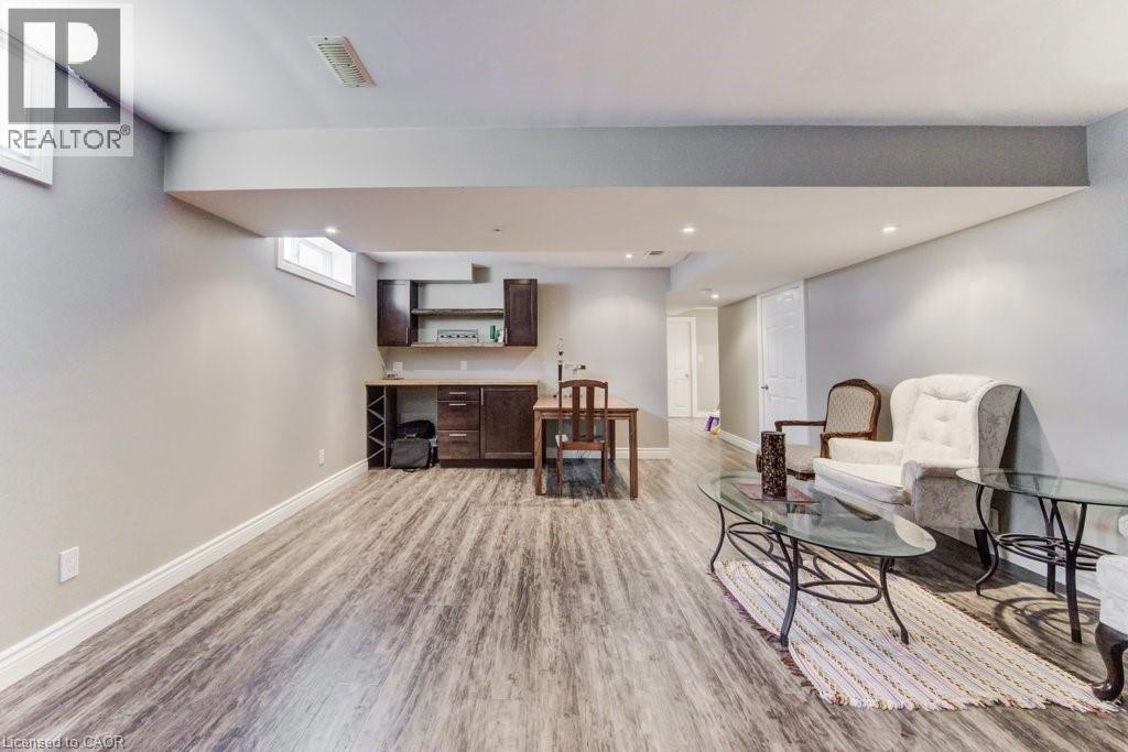 Photo 40 of 220 Lemon Grass Crescent, Kitchener ON