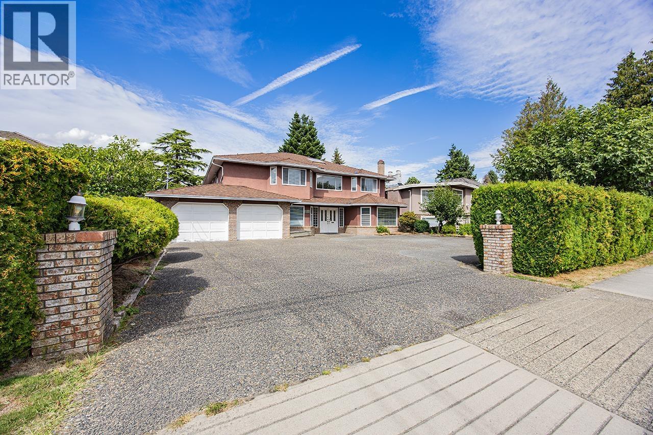 Photo 1 of 4131 Blundell Road, Richmond BC
