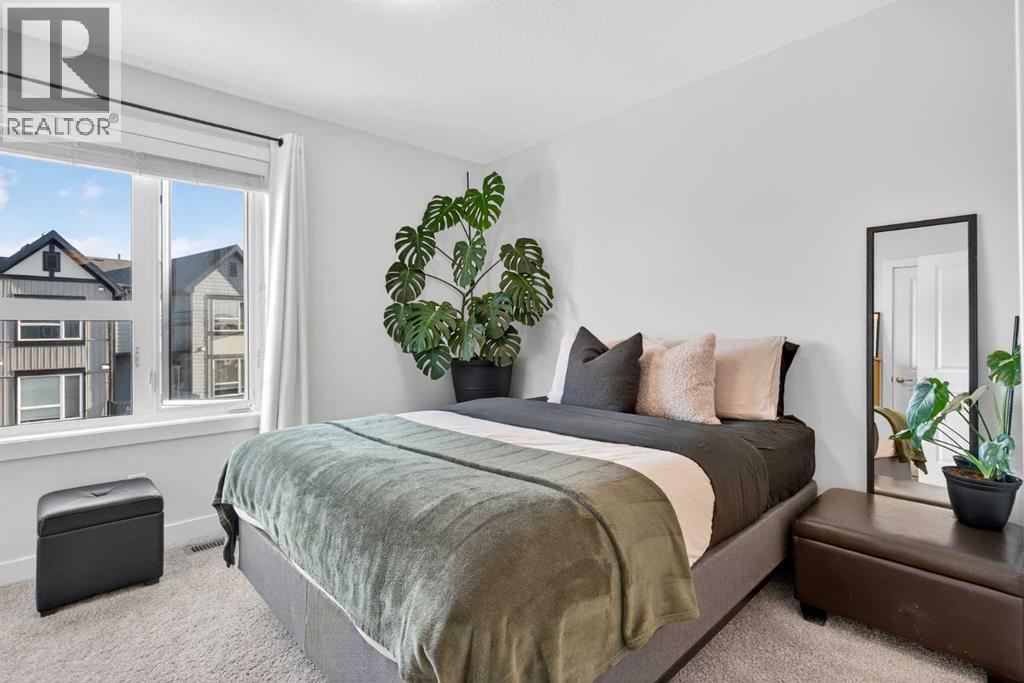 Single Family House for Sale in   Evanscrest Park NW Evanston Calgary 