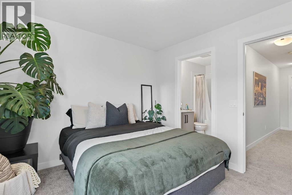 Single Family House for Sale in   Evanscrest Park NW Evanston Calgary 