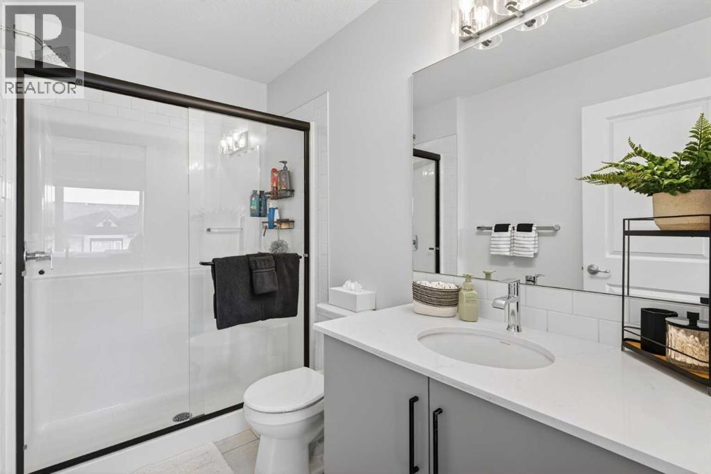 Single Family House for Sale in   Evanscrest Park NW Evanston Calgary 
