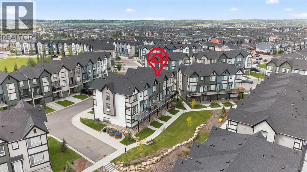 Single Family House for Sale in   Evanscrest Park NW Evanston Calgary 