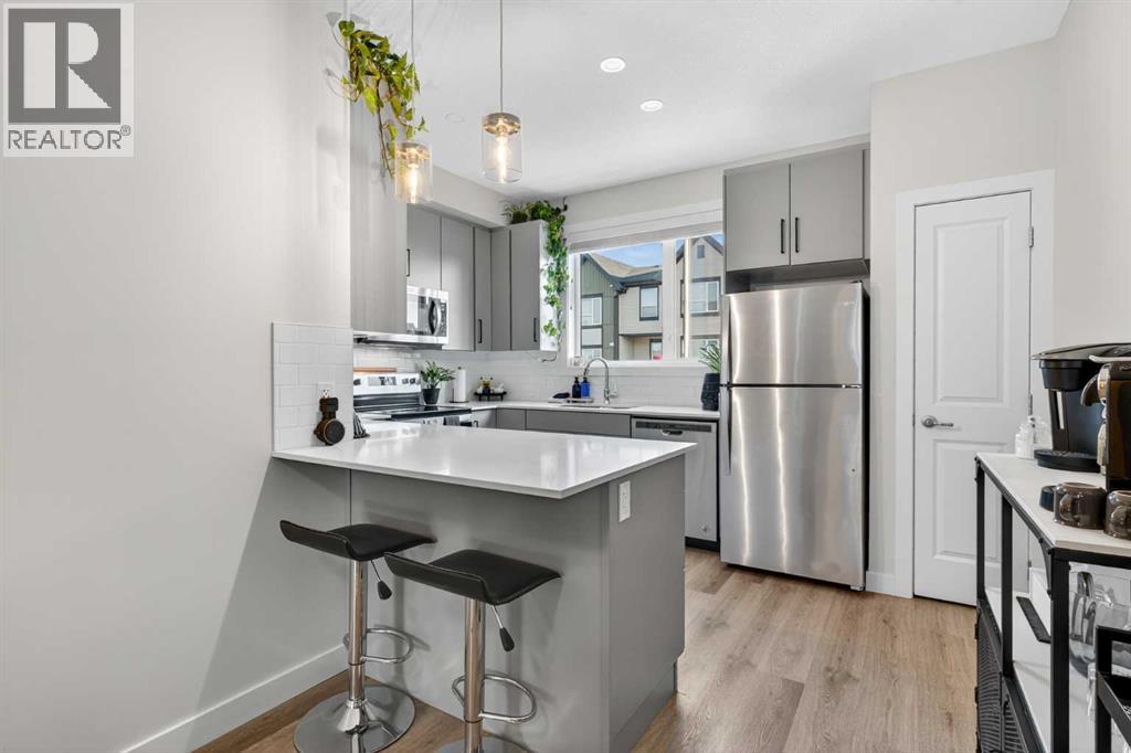 Single Family House for Sale in   Evanscrest Park NW Evanston Calgary 