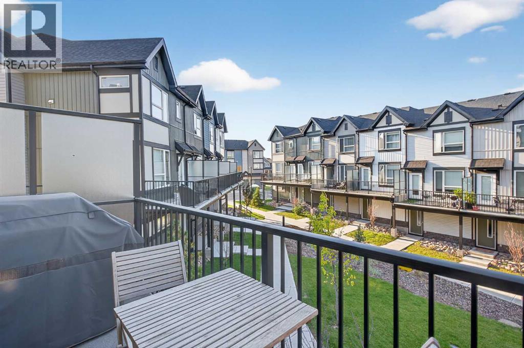 Single Family House for Sale in   Evanscrest Park NW Evanston Calgary 