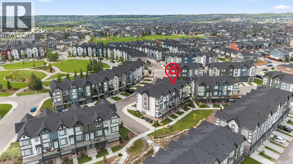 Single Family House for Sale in   Evanscrest Park NW Evanston Calgary 
