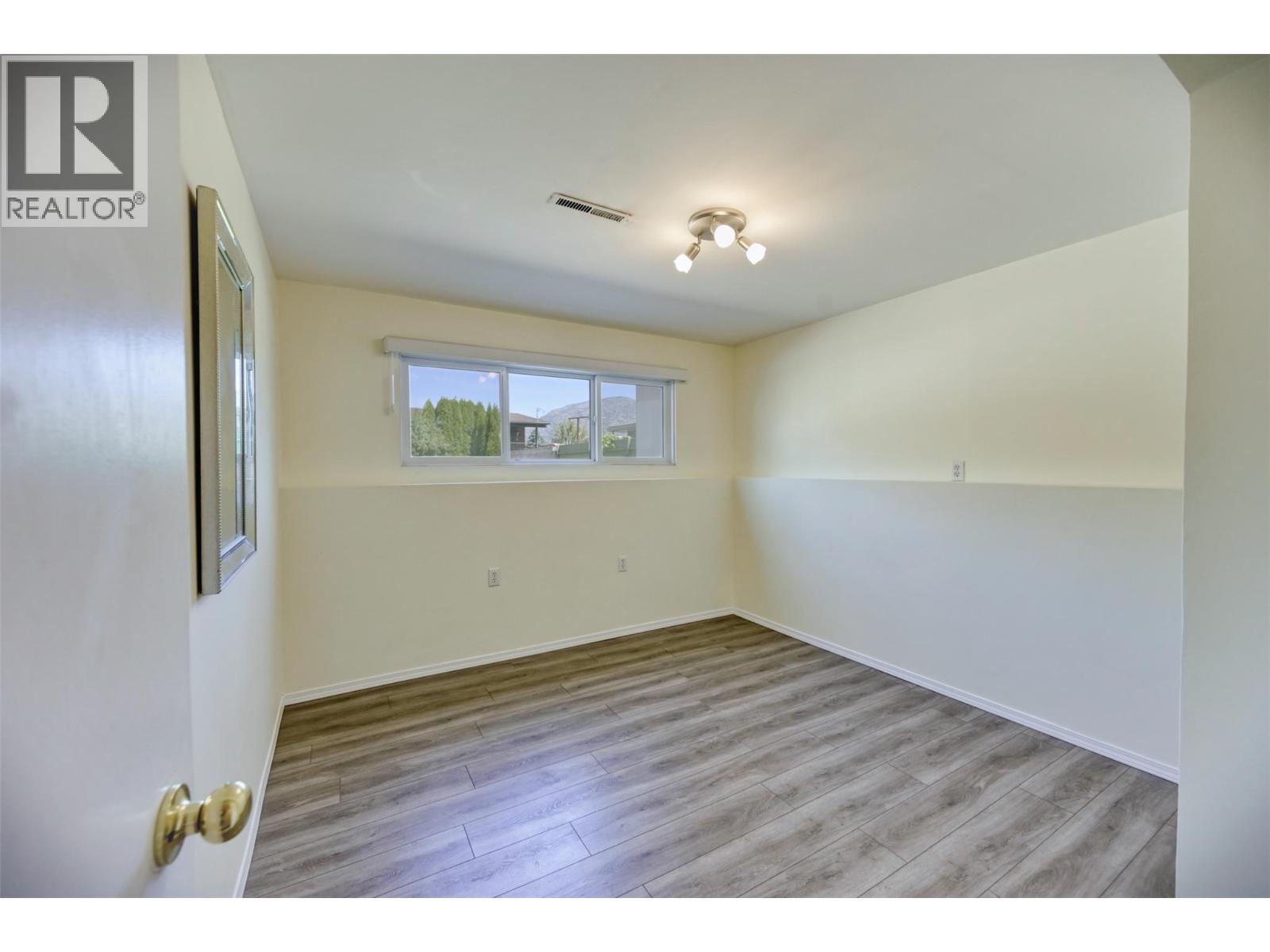 9504 62nd Avenue, Osoyoos