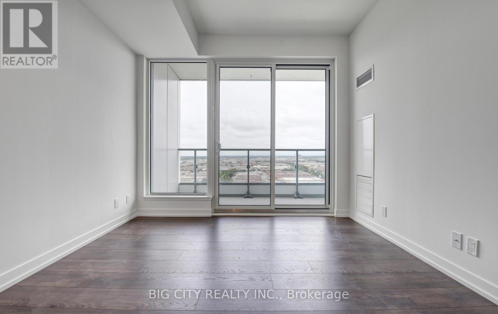 Photo 6 of 1911 898 Portage Parkway, Vaughan ON