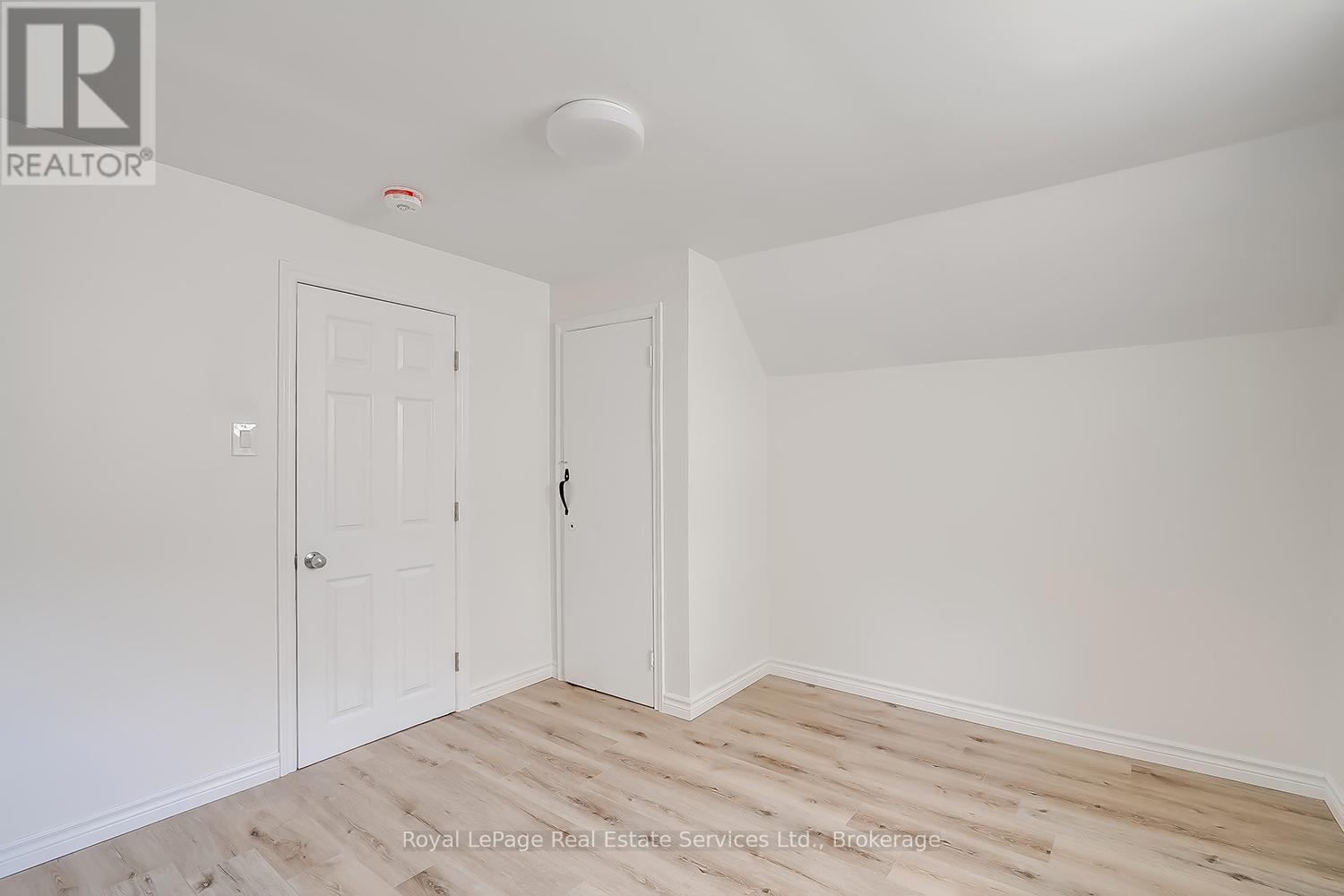 Photo 24 of Main 235 East 21st Street, Hamilton ON