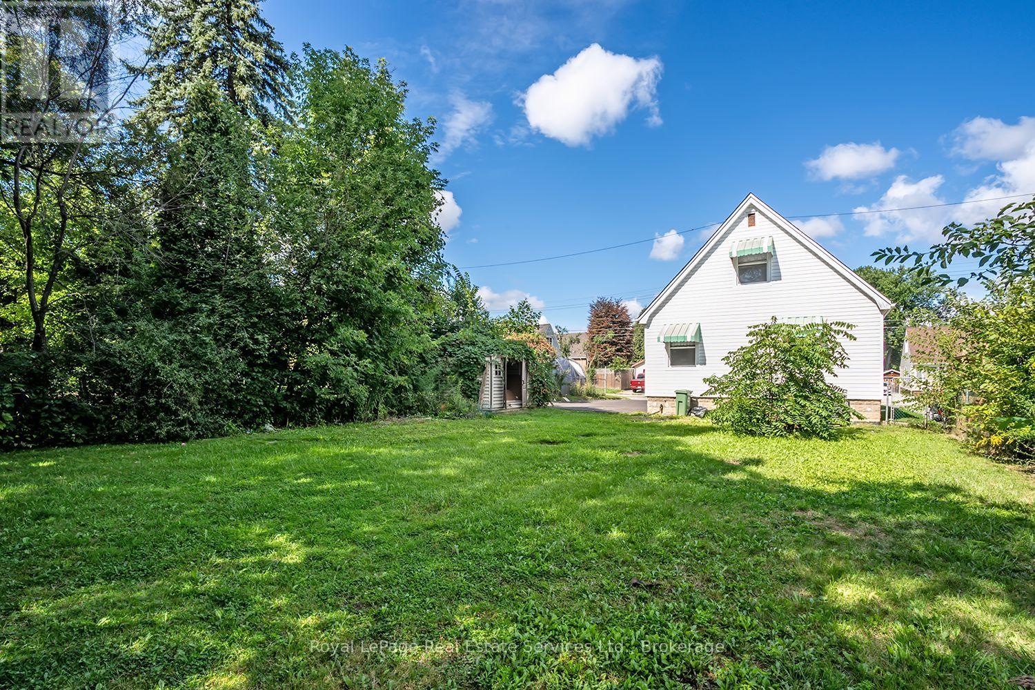 Photo 23 of Main 235 East 21st Street, Hamilton ON