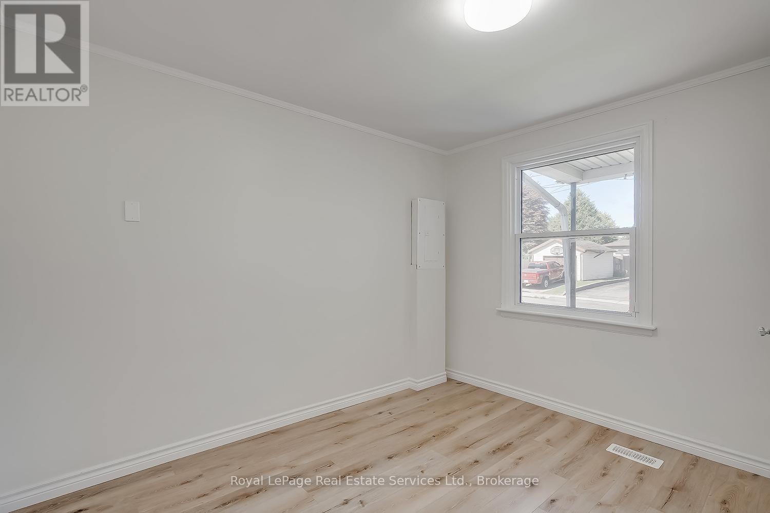 Photo 5 of Main 235 East 21st Street, Hamilton ON