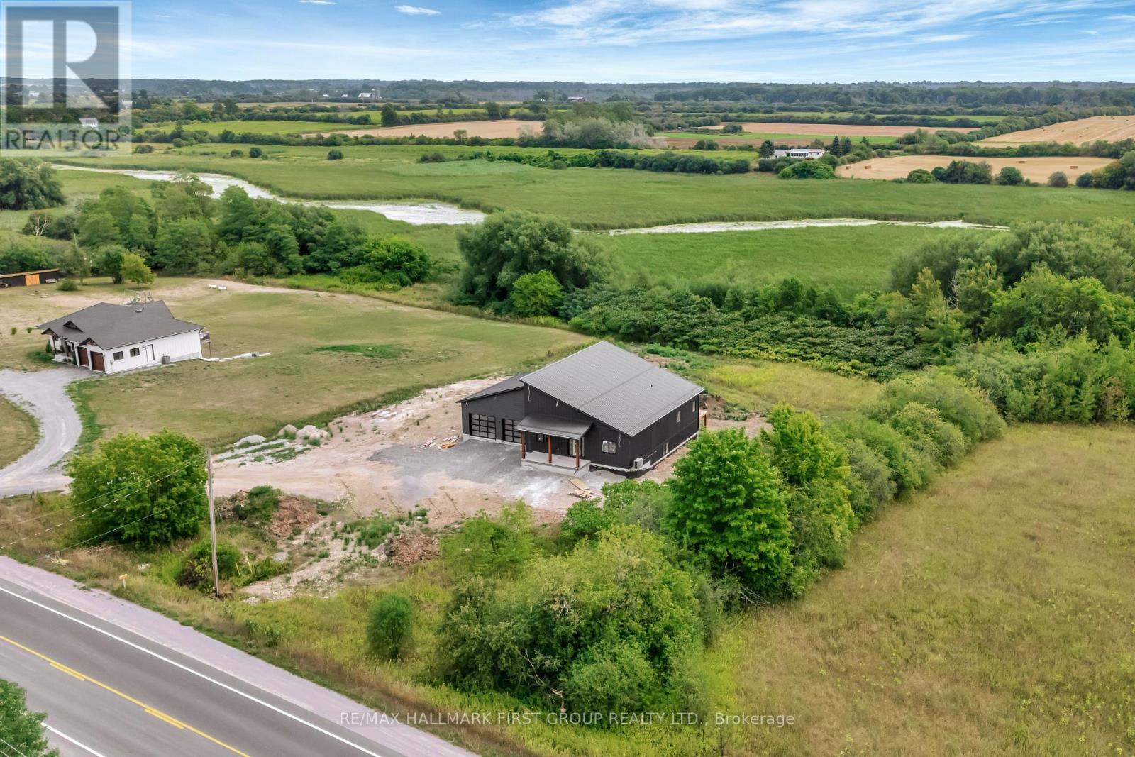 Photo 4 of 19115 Loyalist Parkway, Prince Edward County ON
