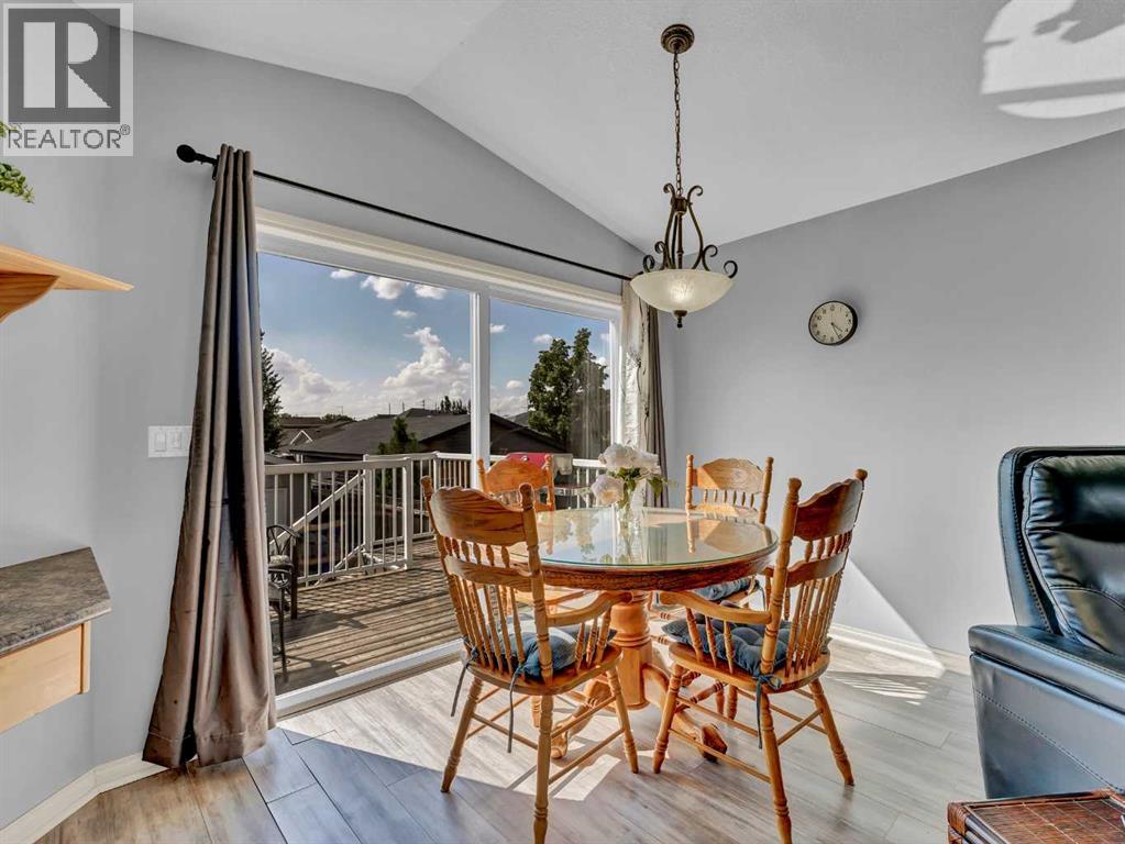 Photo 30 of 16 Terrace Avenue Ne, Medicine Hat AB