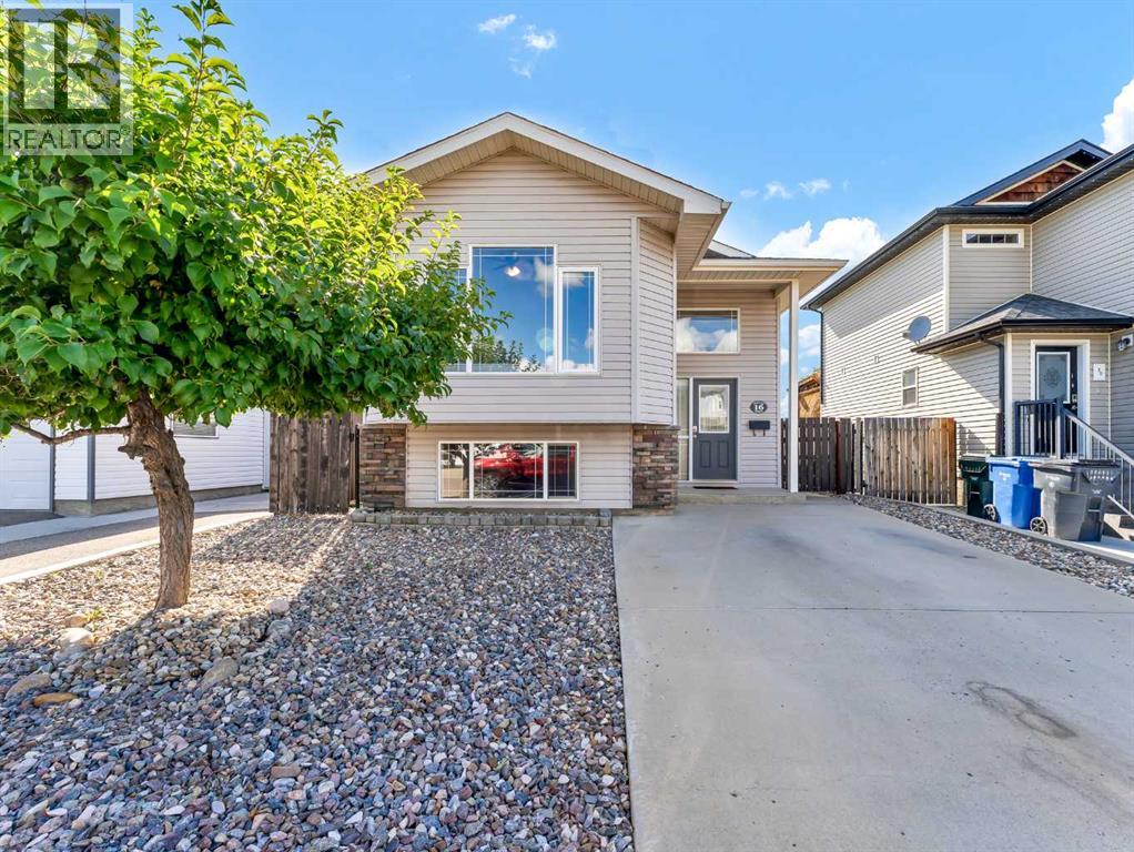 Photo 7 of 16 Terrace Avenue Ne, Medicine Hat AB