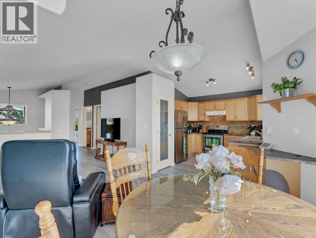 Photo 35 of 16 Terrace Avenue Ne, Medicine Hat AB