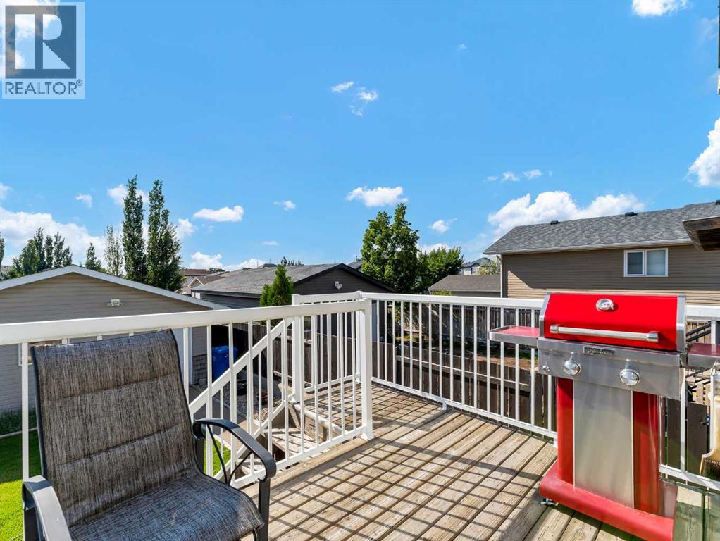 Photo 21 of 16 Terrace Avenue Ne, Medicine Hat AB