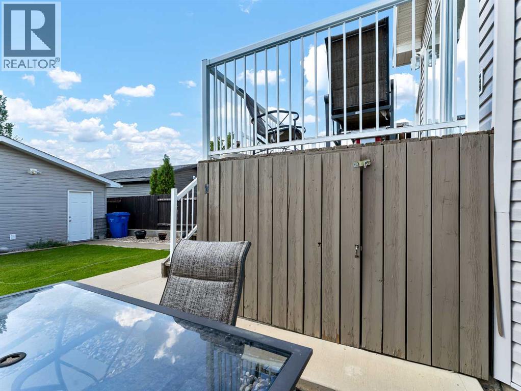 Photo 15 of 16 Terrace Avenue Ne, Medicine Hat AB