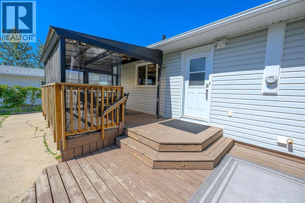 Photo 11 of 9653 113 Avenue, Grande Prairie AB