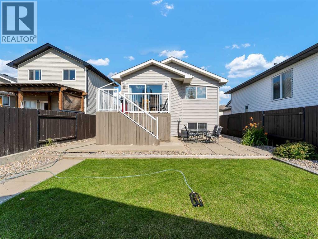 Photo 14 of 16 Terrace Avenue Ne, Medicine Hat AB