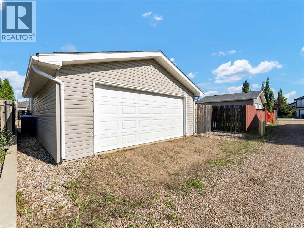Photo 44 of 16 Terrace Avenue Ne, Medicine Hat AB