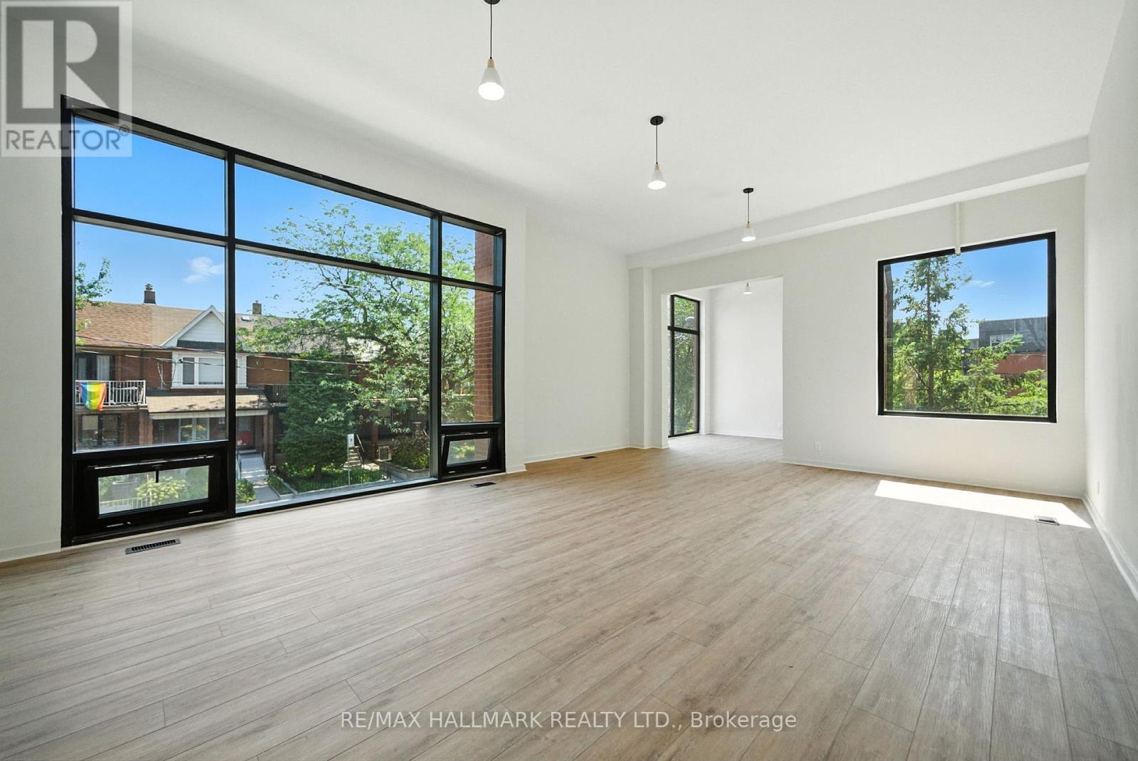 Photo 17 of 1 170 Perth Avenue, Toronto ON
